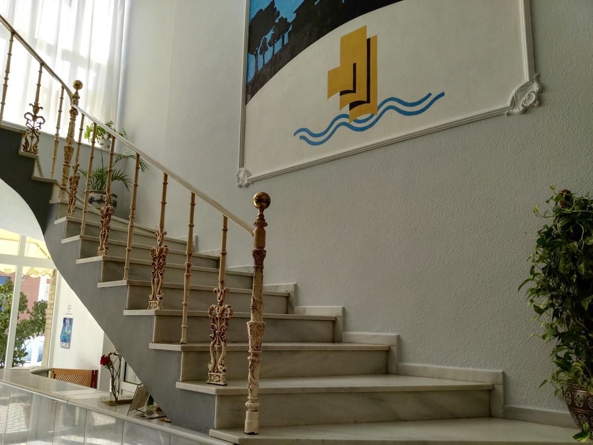 Hotel Restaurante La Rabida パロス・デ・ラ・フロンテーラ エクステリア 写真